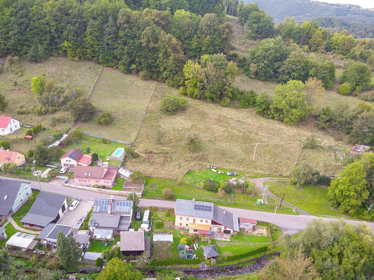Prodej stavebního pozemku 4274 m² – fotografie 4