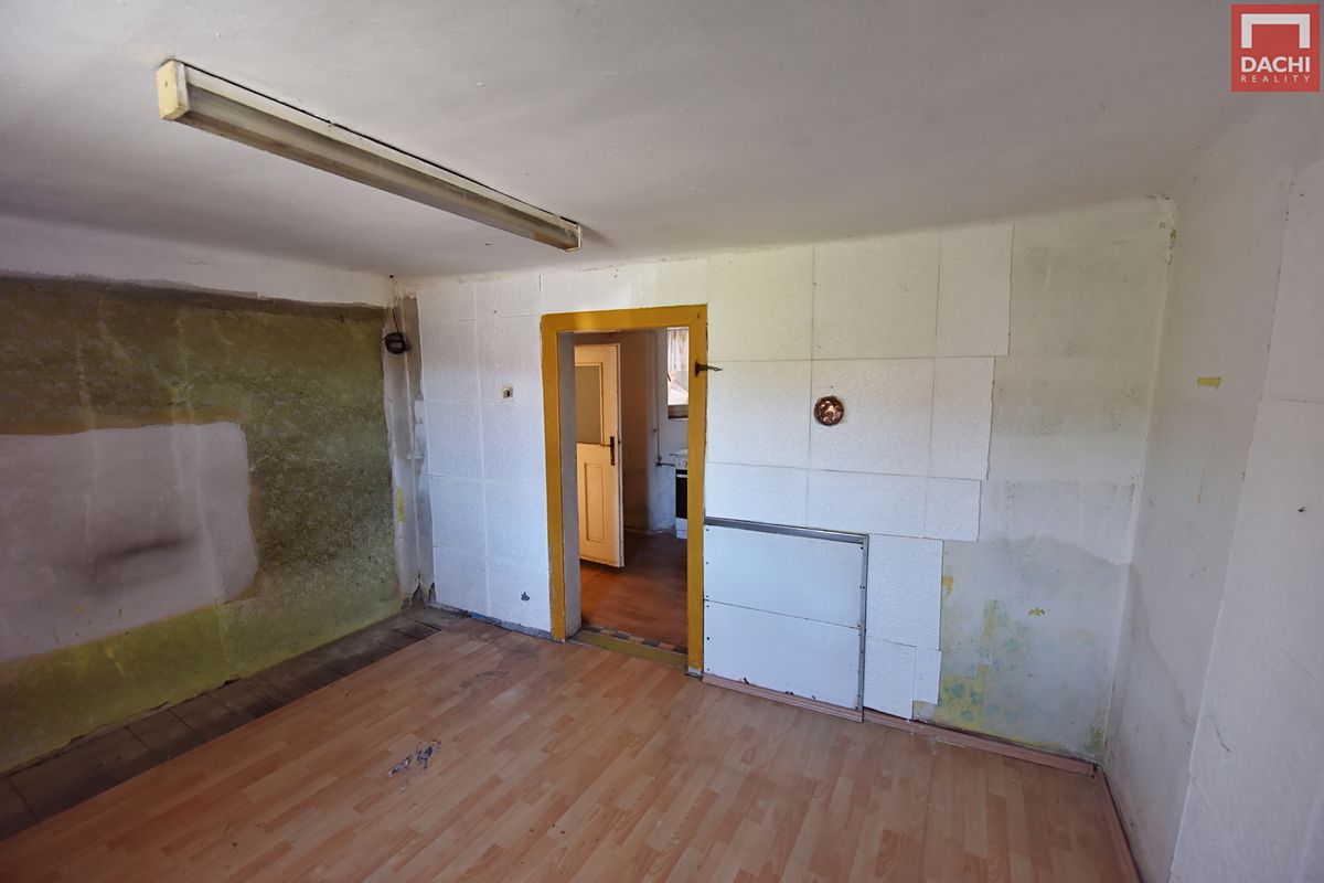 Prodej rodinného domu 60 m², pozemek 409 m² – fotografie 4