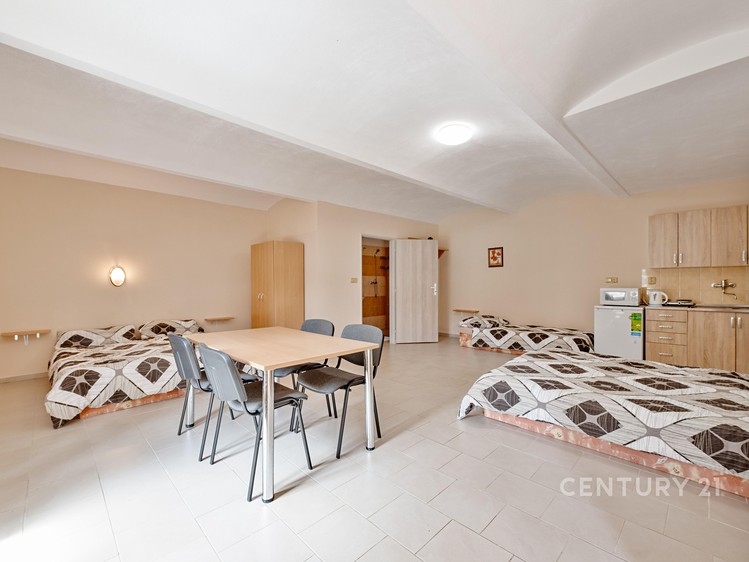 Комерційне приміщення на продаж, 1 320 м² (21 з 31)
