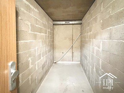 Pronájem garážového stání 19 m² — photo 4