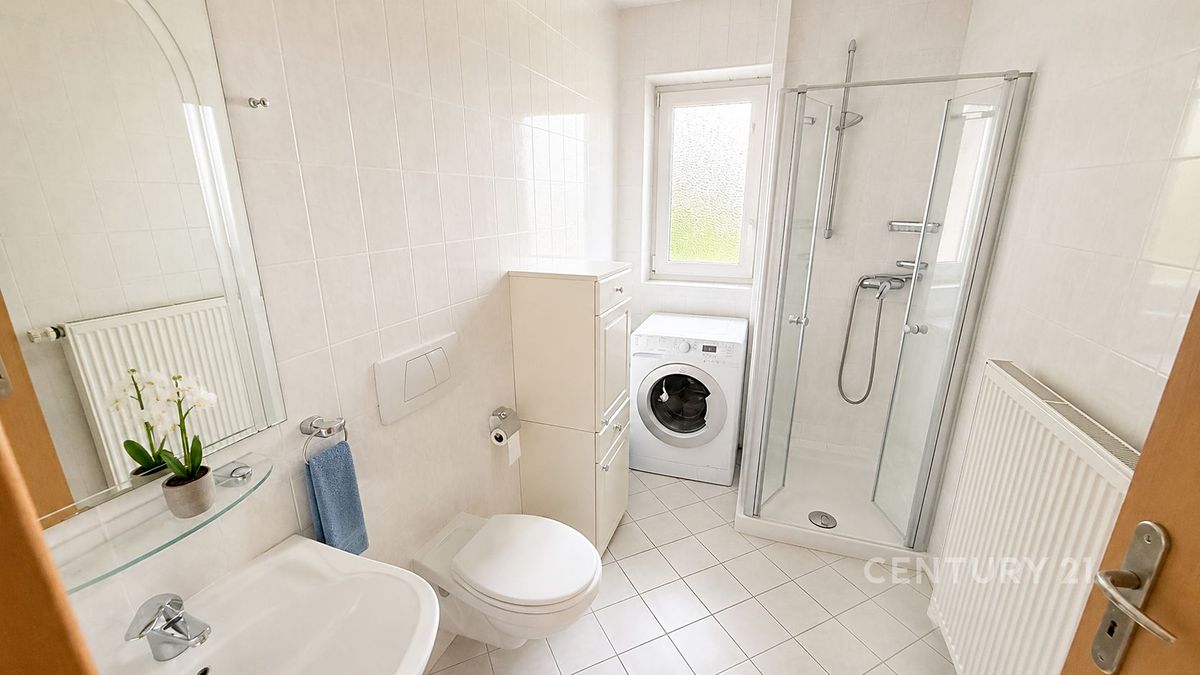 Pronájem bytu 2+kk 55 m² – fotografie 3