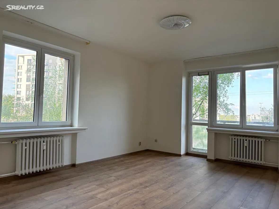 Pronájem bytu 2+1 64 m² - 2. nézet