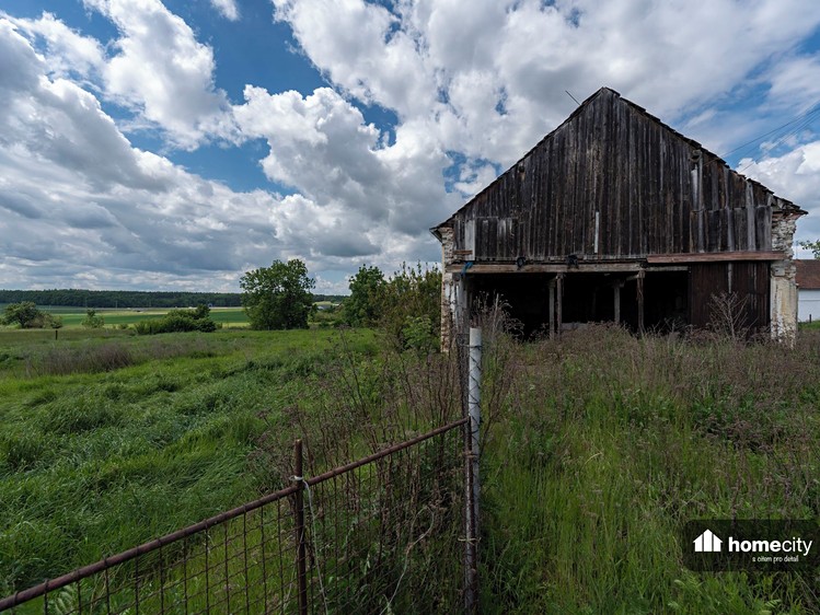 Prodej komerčního prostoru, 1 300 m² (10 z 22)
