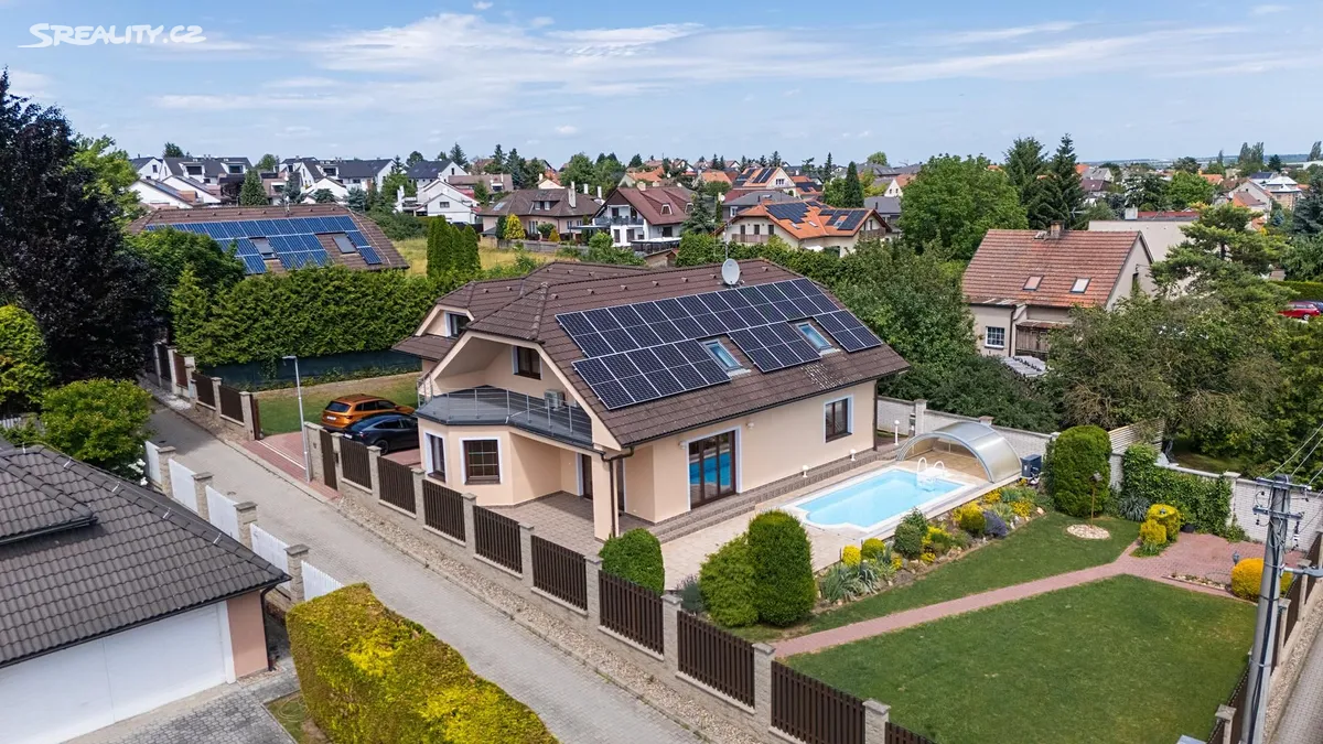 Pronájem rodinného domu 350 m², pozemek 814 m², Horoměřice