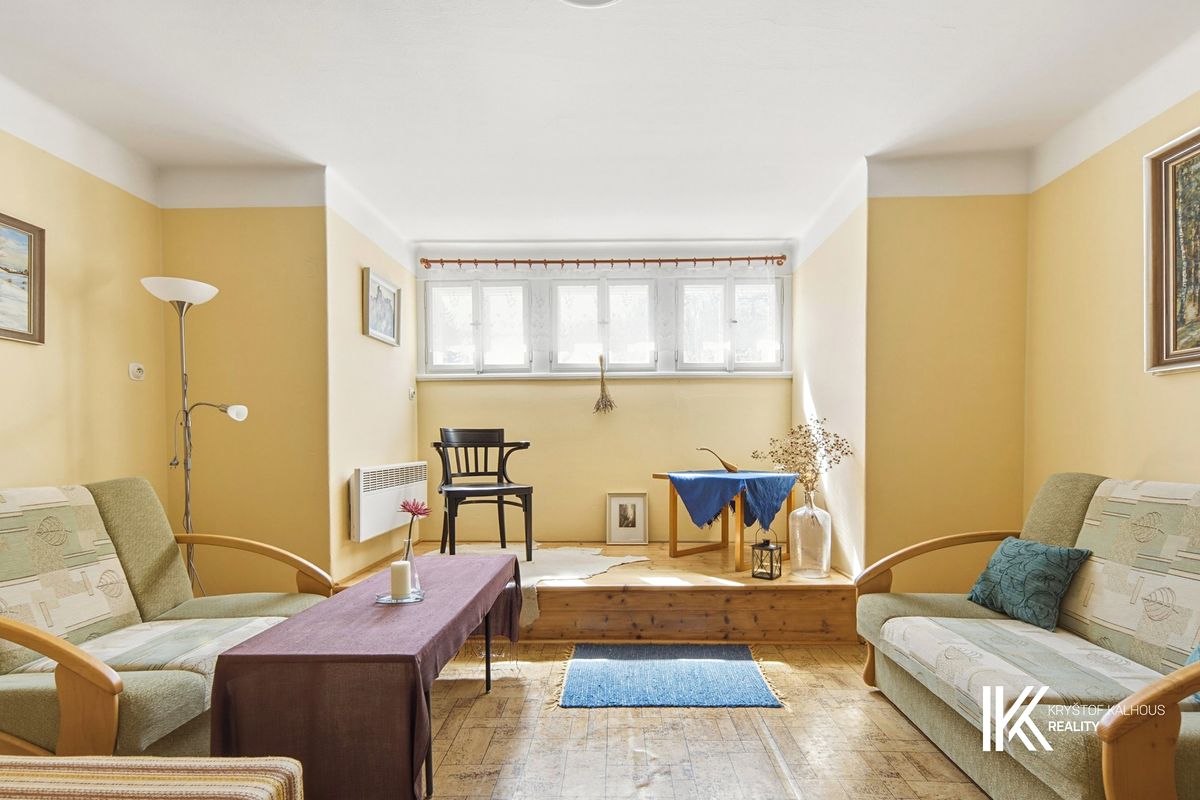 Prodej bytu 3+1 88 m² (Podkrovní)