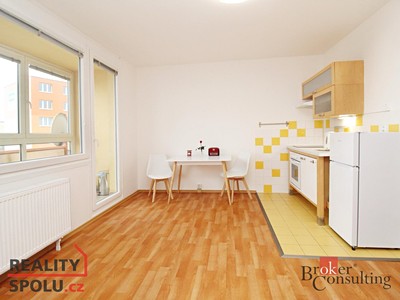 Pronájem bytu 1+kk 35 m²