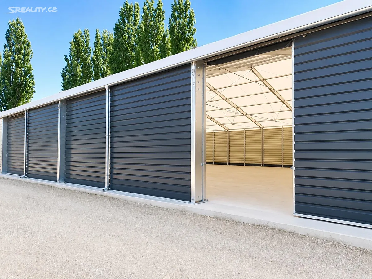Pronájem skladového prostoru 200 m², Libušina