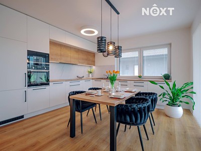 Prodej  rodinného domu 140 m², pozemek 764 m²