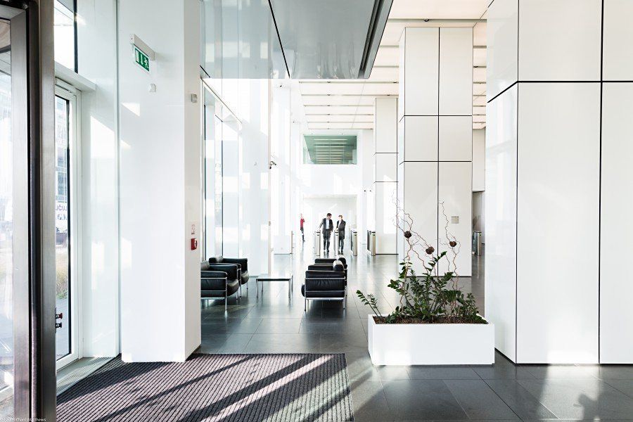 Pronájem kanceláře 372 m² – fotografie 4