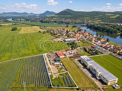 Prodej  komerčního pozemku 2 769 m²
