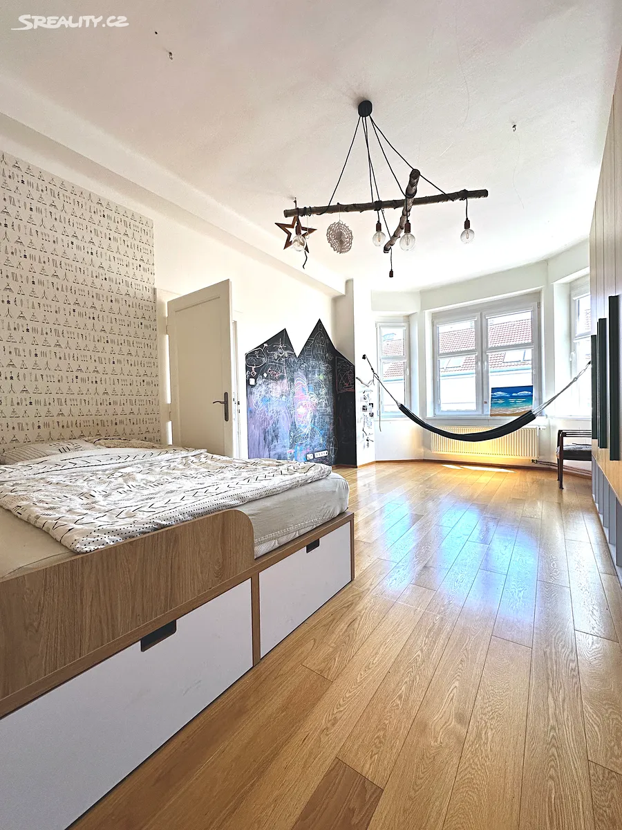 Pronájem bytu 4+1 134 m² – pohled 6