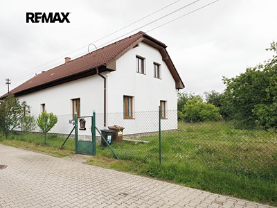 Prodej  rodinného domu 323 m², pozemek 1 117 m²