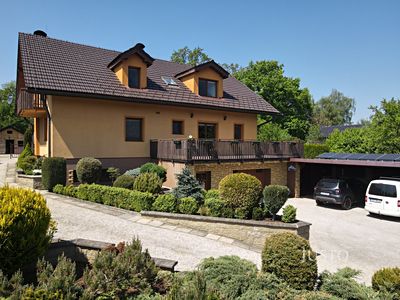 Prodej rodinného domu 425 m², pozemek 1449 m²
