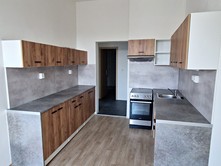 Pronájem bytu 4+kk 77 m² (Jednopodlažní)
