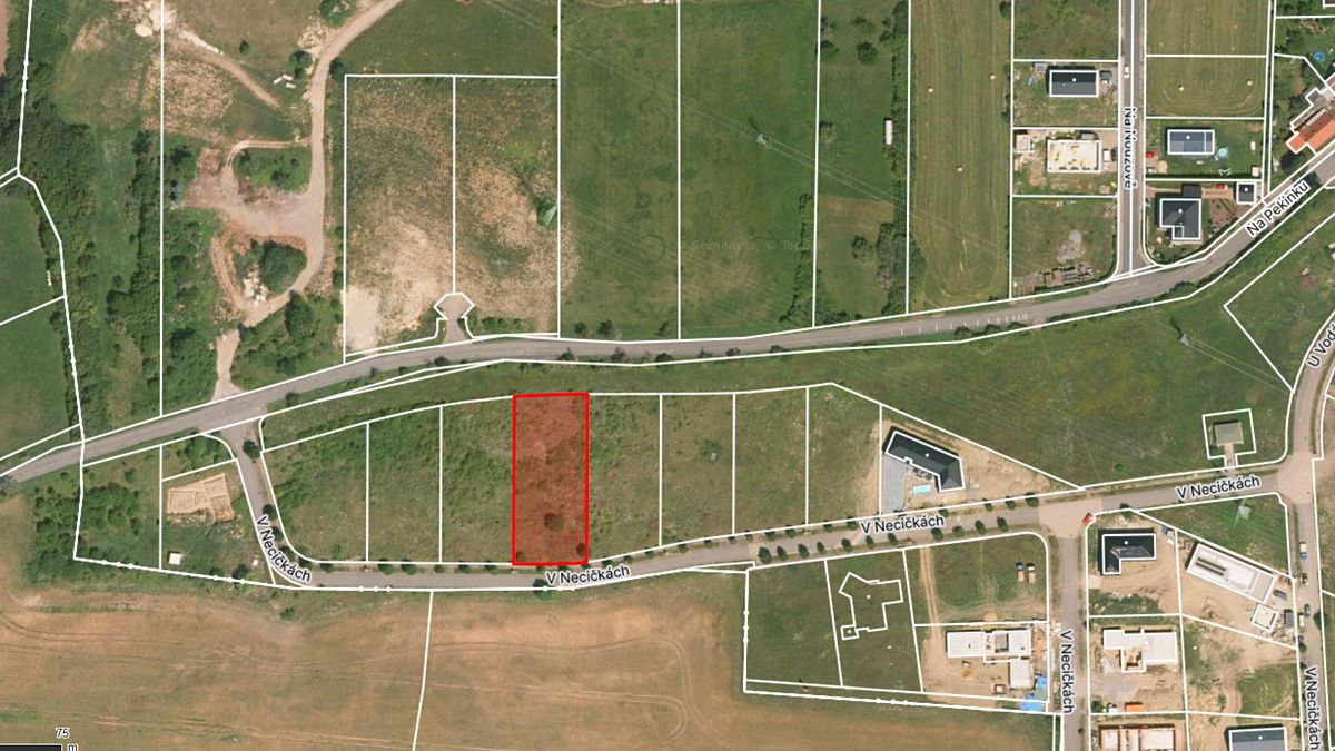 Prodej stavebního pozemku 1556 m² – fotografie 2