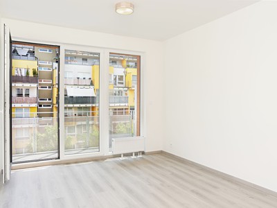 Pronájem bytu 1+kk 33 m² — photo 3