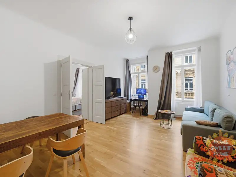 Prodej bytu 2+1 89 m², Praha – náhled fotky 1
