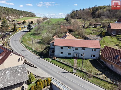 Prodej  rodinného domu 373 m², pozemek 5 641 m²