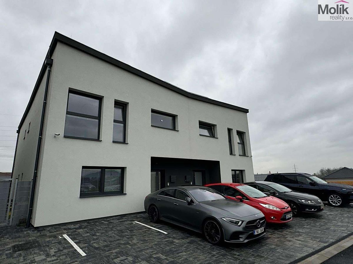 Pronájem bytu 3+kk 86 m²