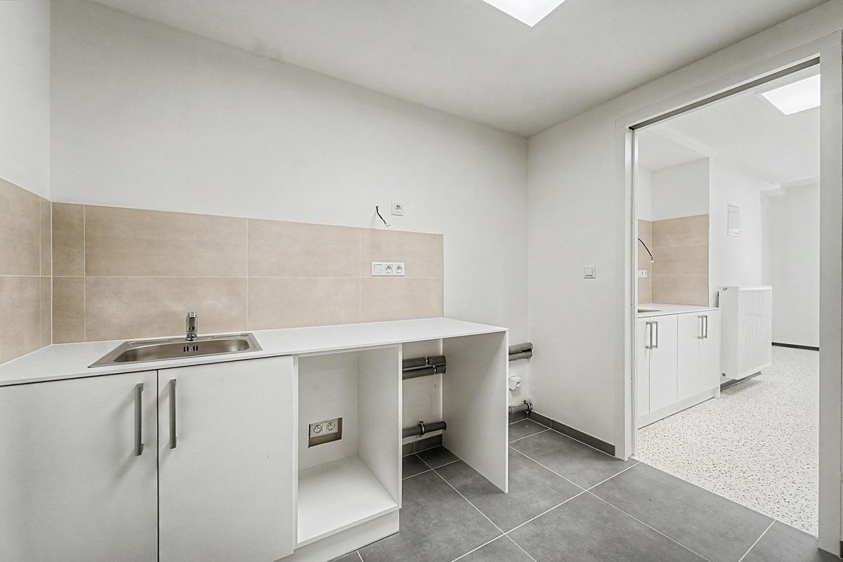 Pronájem ordinace 82 m² – fotografie 3