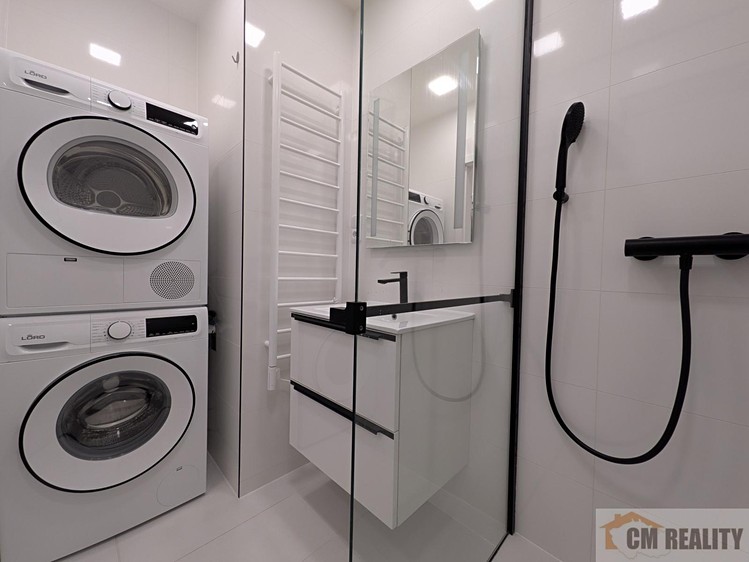 Prodej bytu 2+1, 50 m² (3 z 25)