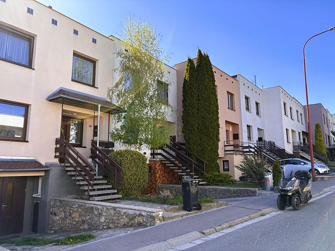 Prodej rodinného domu 119 m², pozemek 250 m² – fotografie 2