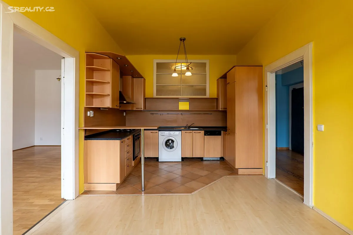 Prodej bytu 2+kk 62 m², Praha