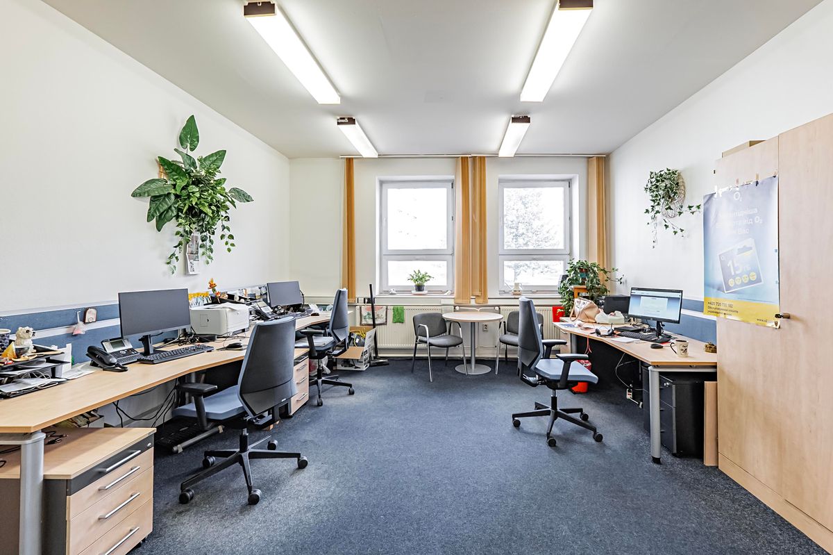 Prodej kanceláře 663 m² – fotografie 4