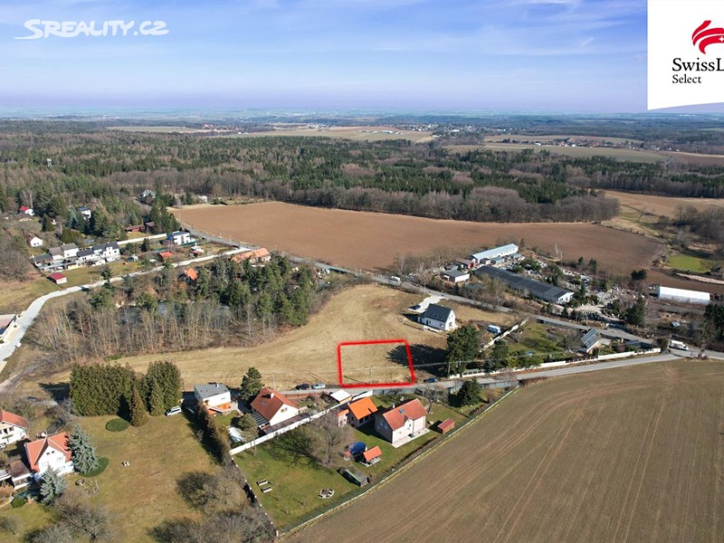 Prodej  stavebního pozemku 900 m² – pohled 2