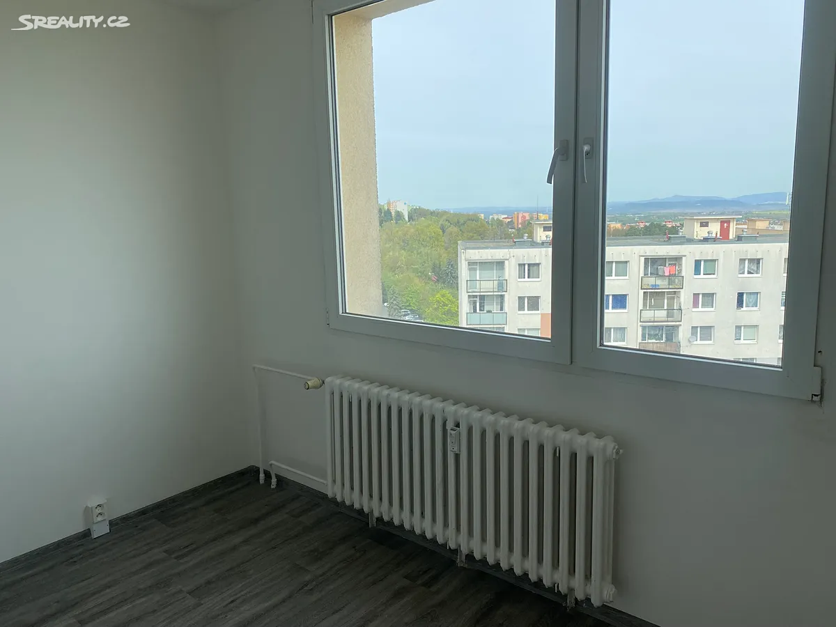 Pronájem bytu 2+1 66 m² – pohled 2