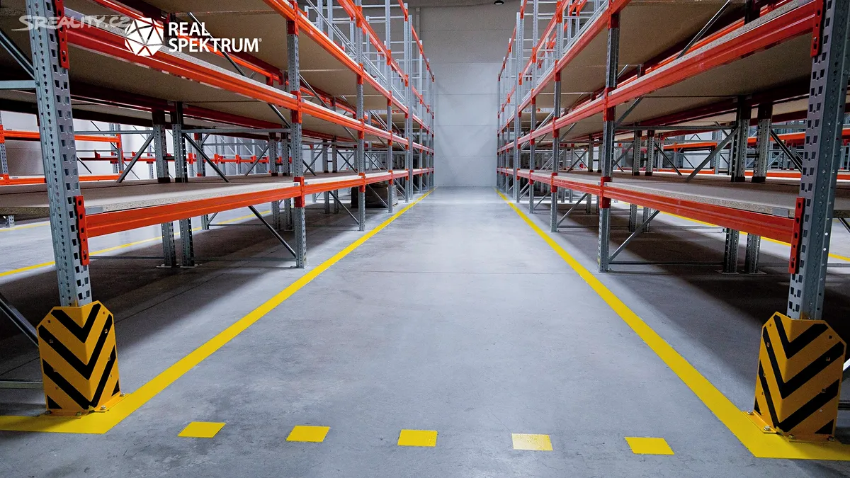Prodej skladového prostoru 462 m², Brněnská