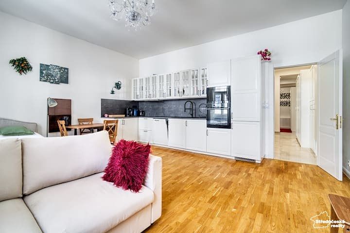 Prodej bytu 1+kk 51 m² – fotografie 4
