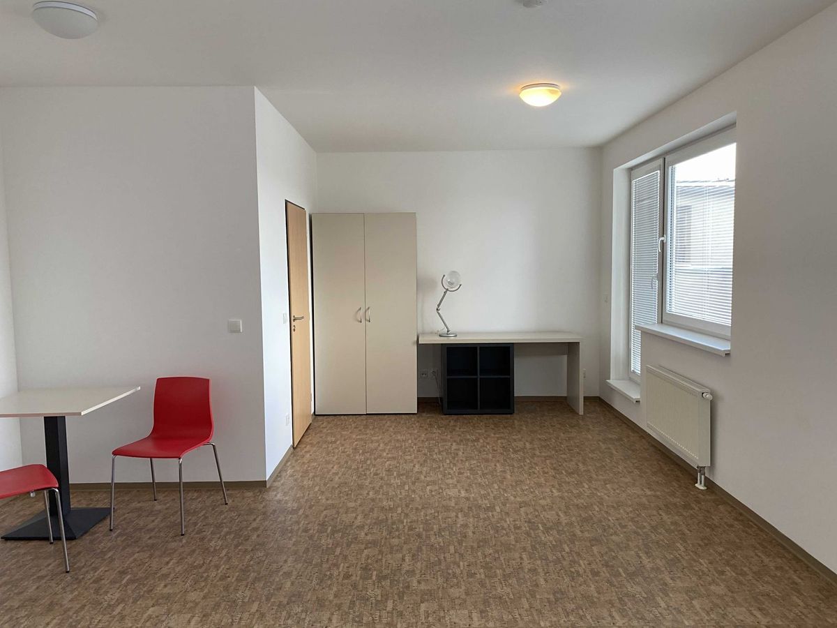 Pronájem bytu 2+kk 38 m²