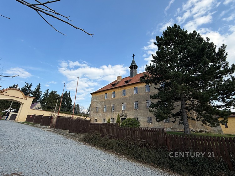 Prodej pozemku, 1 608 m² (6 z 9)