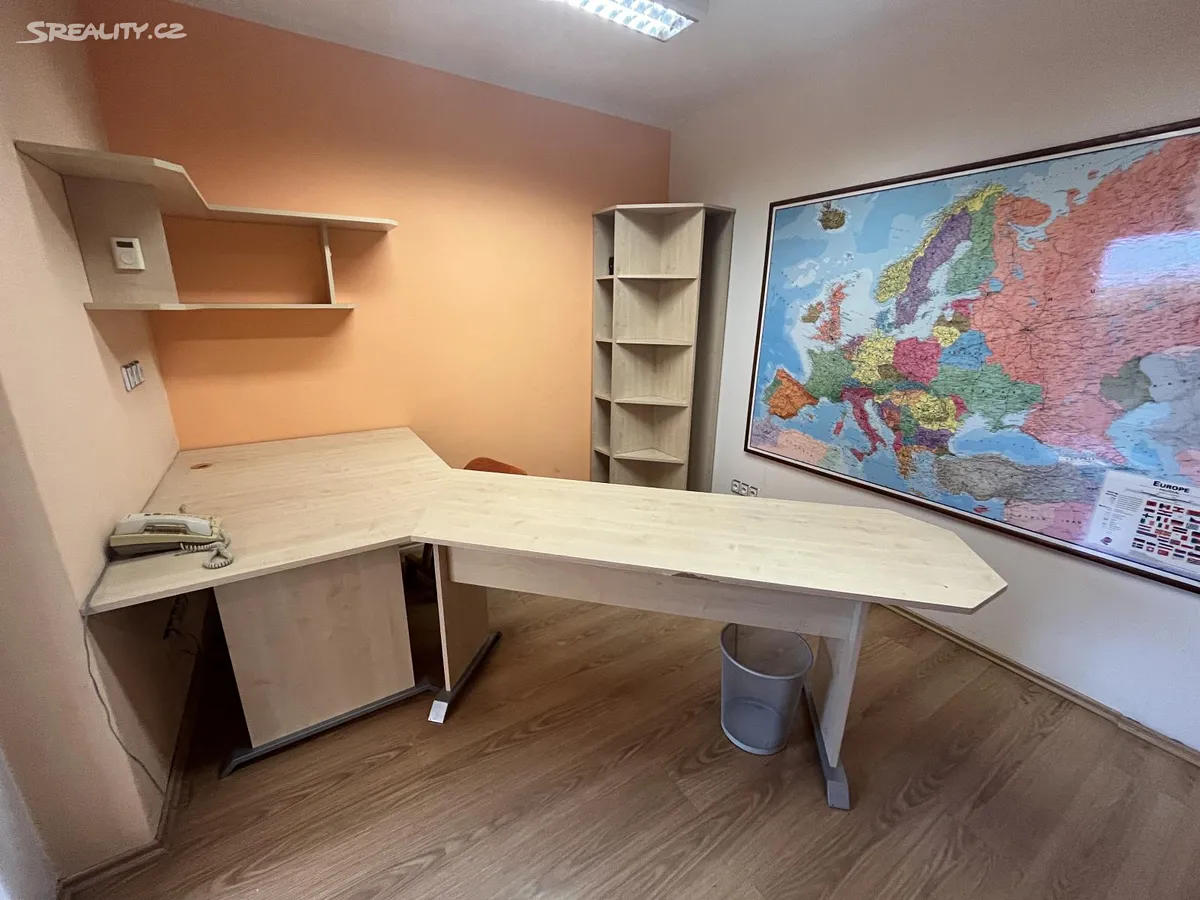 Pronájem kanceláře 10 m² - Widok 5