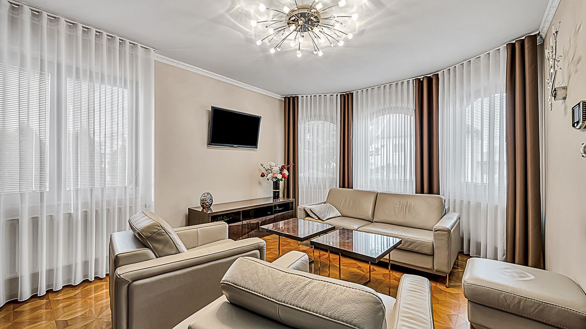 Prodej rodinného domu 285 m², pozemek 474 m² – fotografie 5