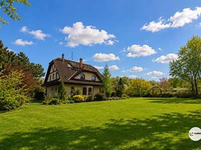 Prodej  rodinného domu 250 m², pozemek 2 690 m²