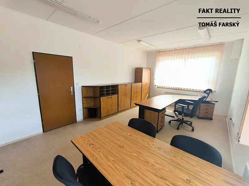 Pronájem kanceláře 22 m², Ústí nad Labem – náhled fotky 2