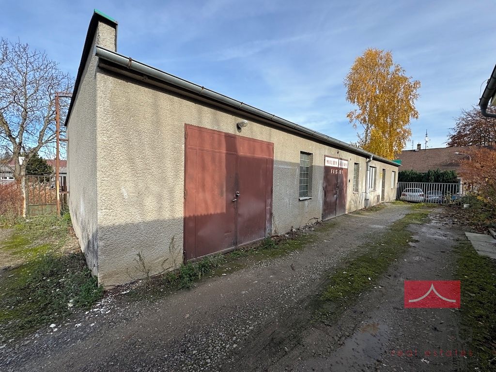 Prodej komerční nemovitosti 313 m² – fotografie 2