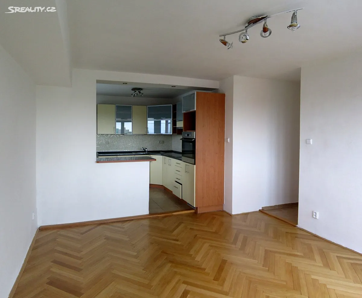 Prodej bytu 3+1 63 m² – pohled 6