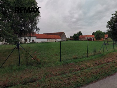 Pronájem  stavebního pozemku 2 837 m²