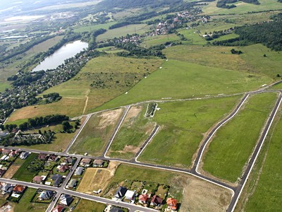 Prodej  stavebního pozemku 1 300 m² — photo 3