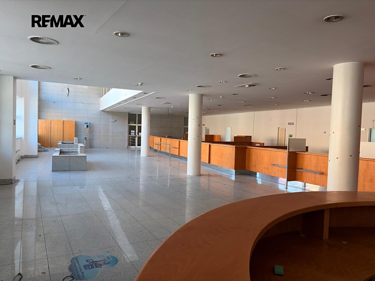 Комерційне приміщення в оренду, 400 м² (13 з 19)
