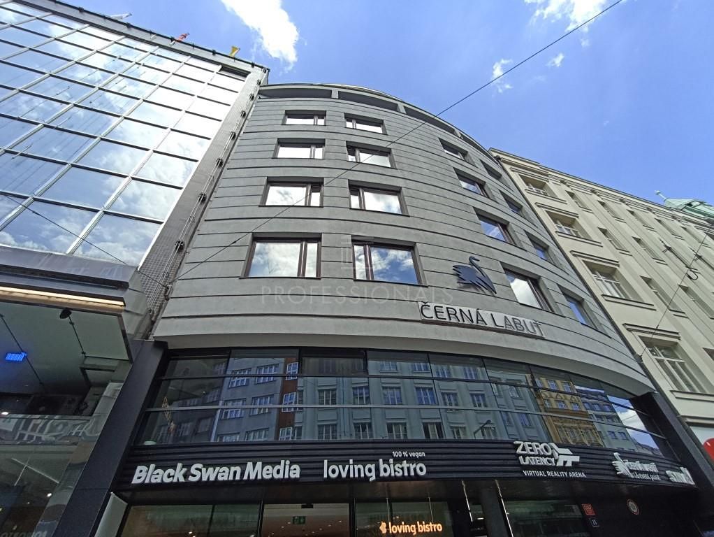Pronájem kanceláře 186 m²