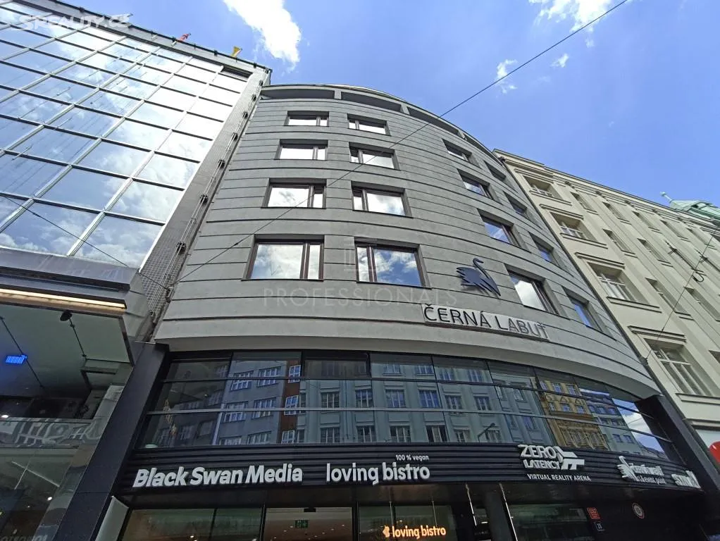 Pronájem kanceláře 186 m², Praha