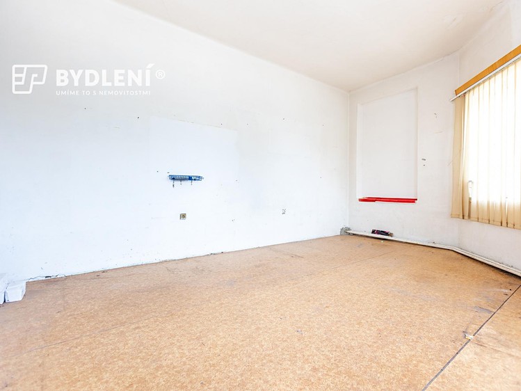 Prodej komerčního prostoru, 330 m² (21 z 33)