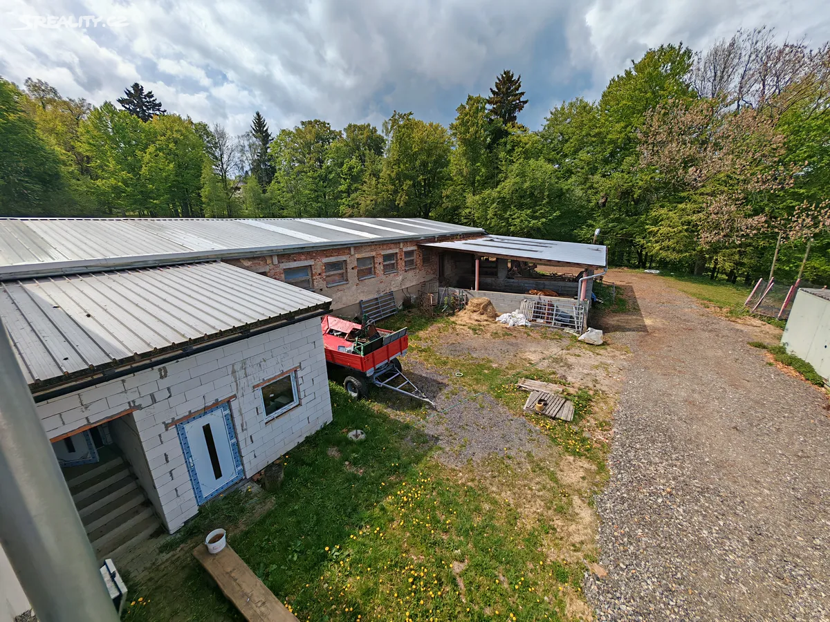 Prodej zemědělského objektu 800 m² - Ansicht 2