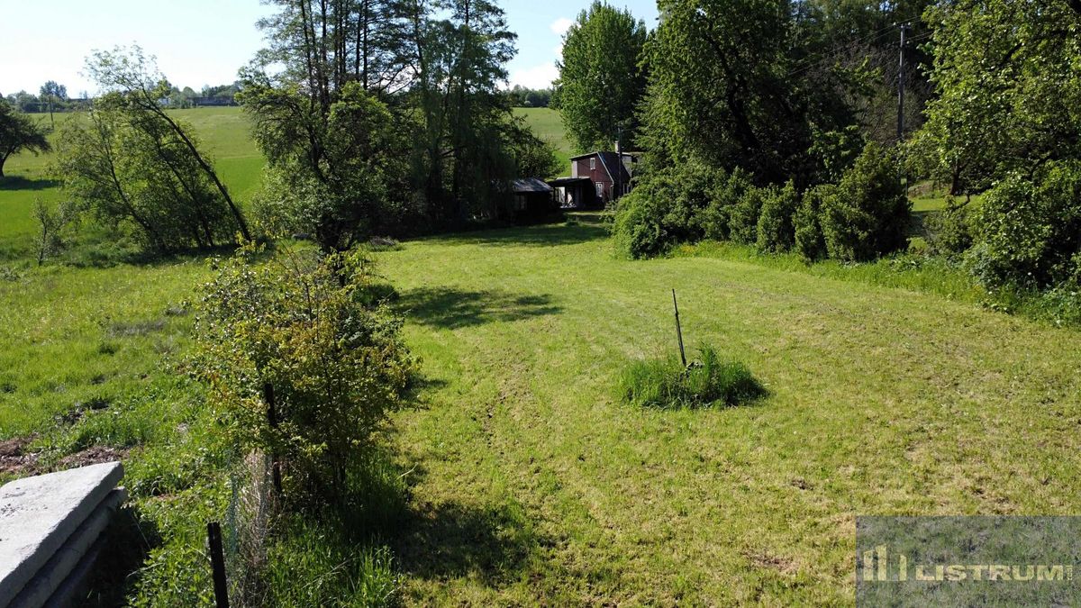Prodej stavebního pozemku 1276 m² – fotografie 3