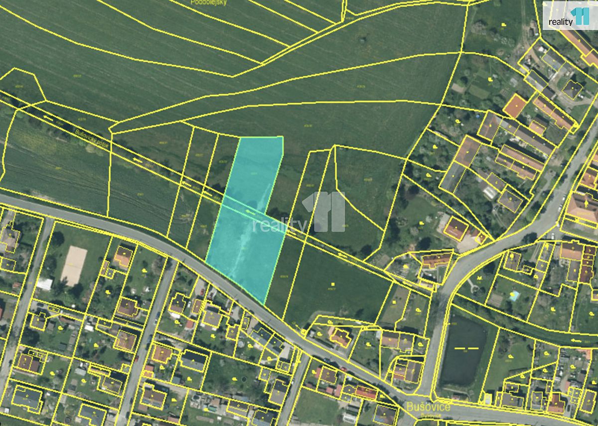 Prodej stavebního pozemku 3737 m² – fotografie 2
