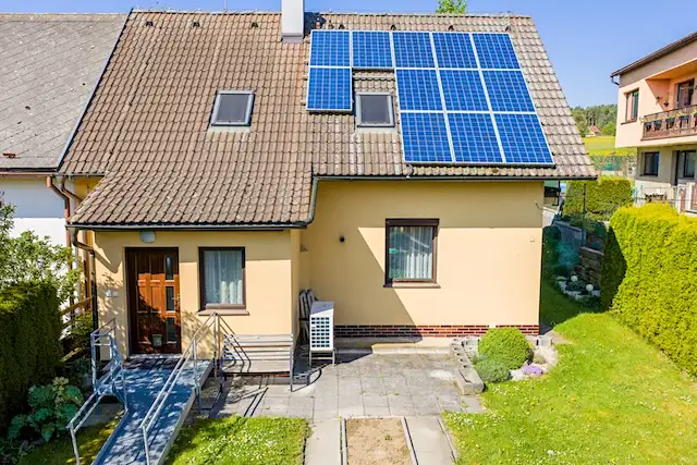 Prodej rodinného domu 160 m², pozemek 391 m², Obecnice – náhled fotky 1